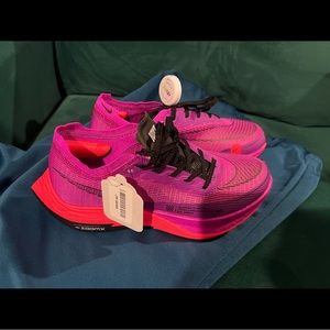 Nike ZoomX Vaporfly Next% 2 WOMENS HYPER VIOLET CU4123-501 Size 6.5 BRAND NEW